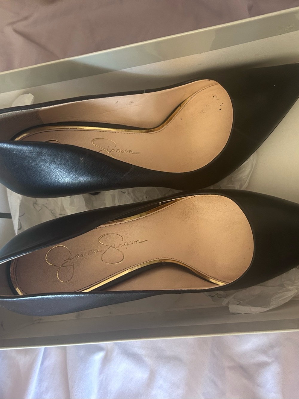 Size 8 Jessica Simpson Classic Black Pointed-Toe High Heel Pump - Picture 3 of 3